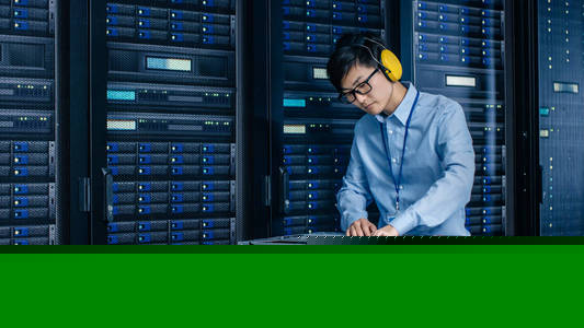 硬件工程師 信息技術(shù)咨詢服務(wù)中的關(guān)鍵角色與視覺呈現(xiàn)